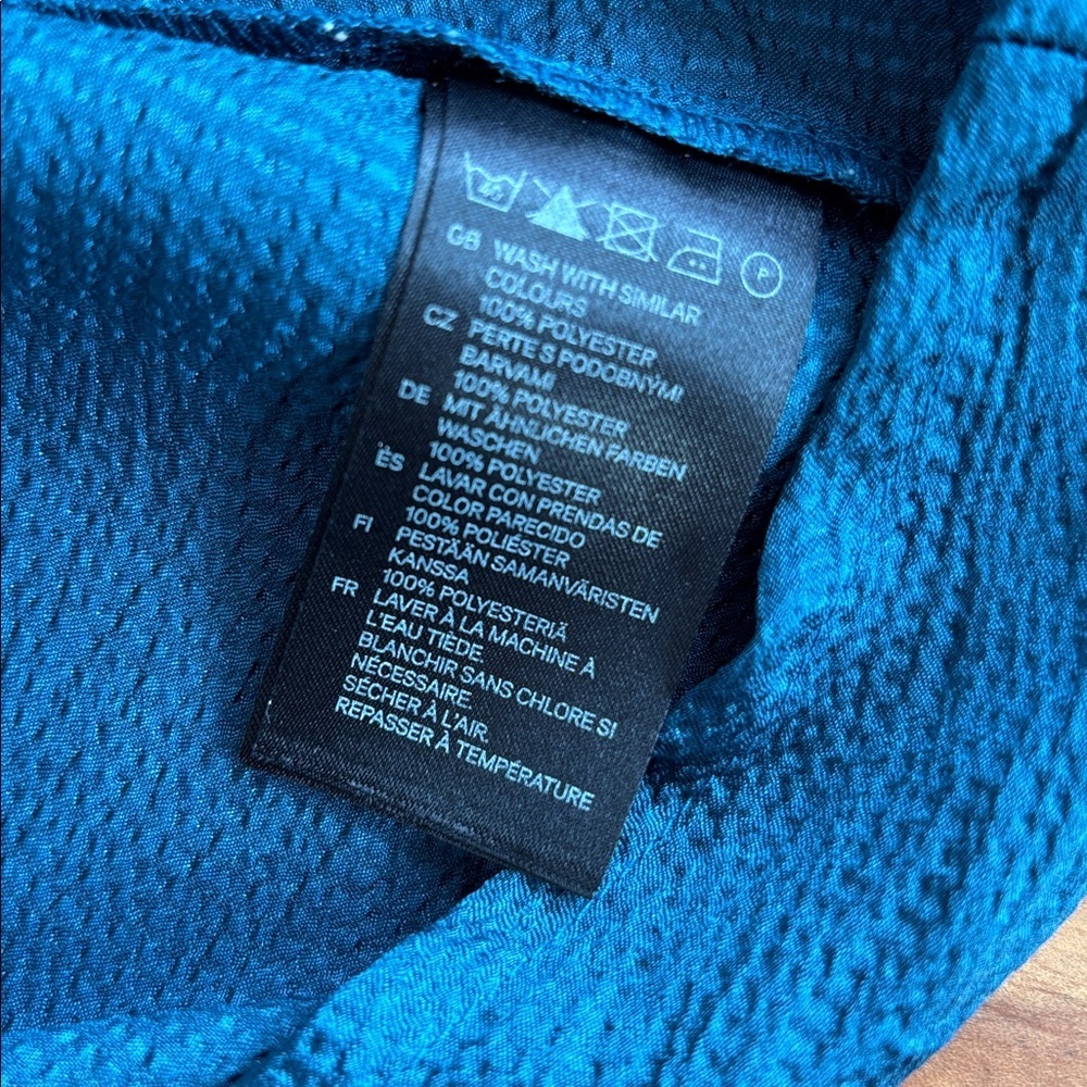 H&M dress - Picture 5 of 10